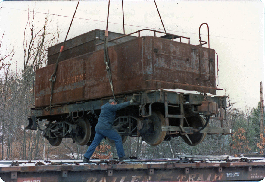 1987_Coal_Car_Loading_on_Flatcar.jpg